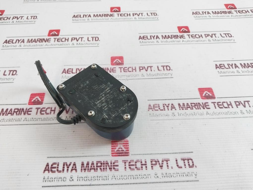 Lot Of 2X Hagen Elite 799 Aquarium Air Pump 220 Volts 50Hz/ 2.0 Watts