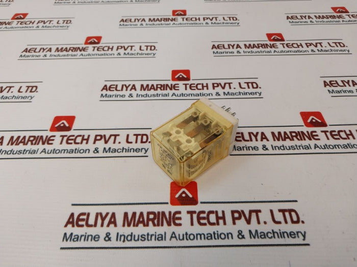 Lot of 3X Idec Rr3pa-u Relay 10a 240vac