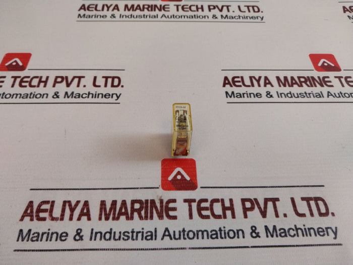 Lot Of 2X Idec Ry2S-u Miniature Relay Dc24V