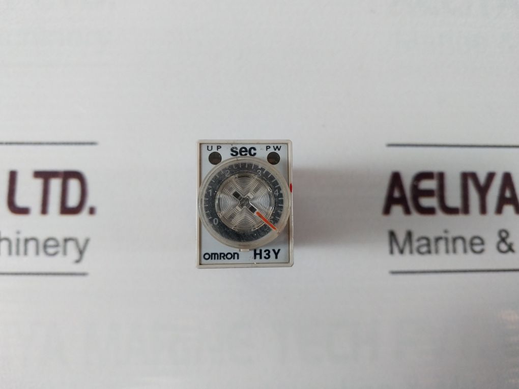 Lot Of 2X Omron H3y-2 Timer