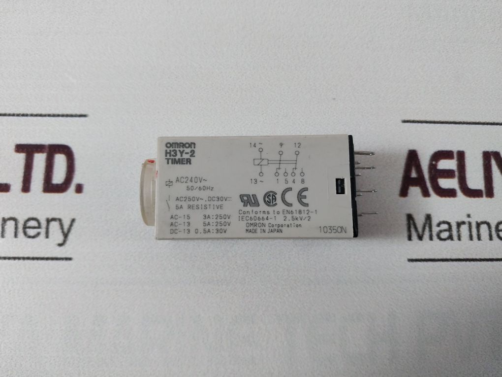 Lot Of 2X Omron H3y-2 Timer