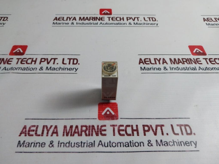 Lot Of 2X Omron H3Y-2 Timer 0-30Sec 24Vac