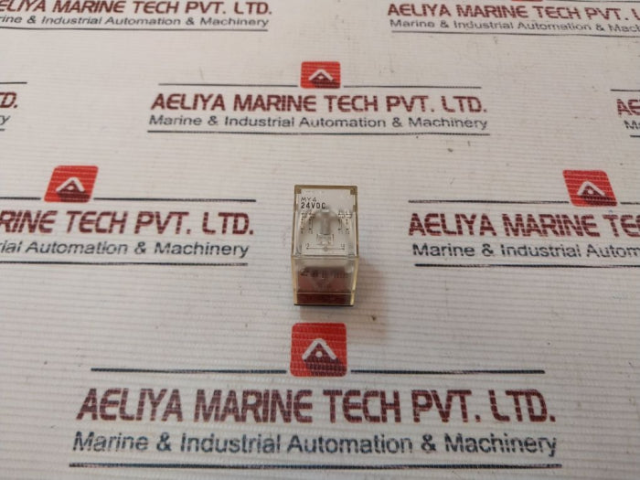 Lot of 2X Omron MY4 Relay 5A 250VAC