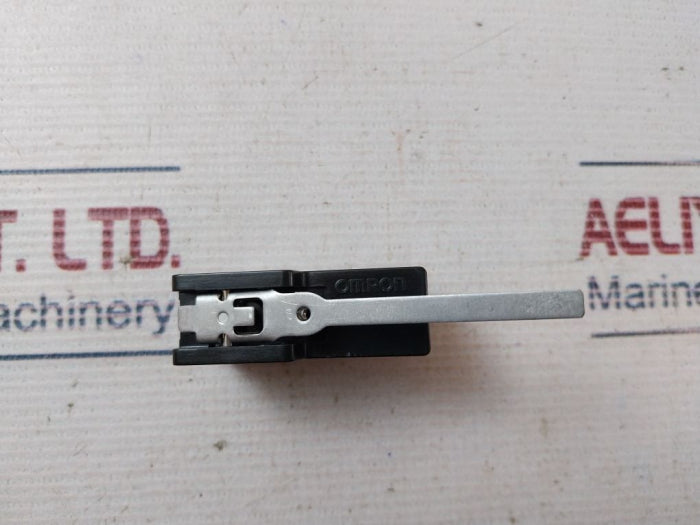Lot of 2X Omron Z-15GW-B Micro Limit Switch 480 VAC