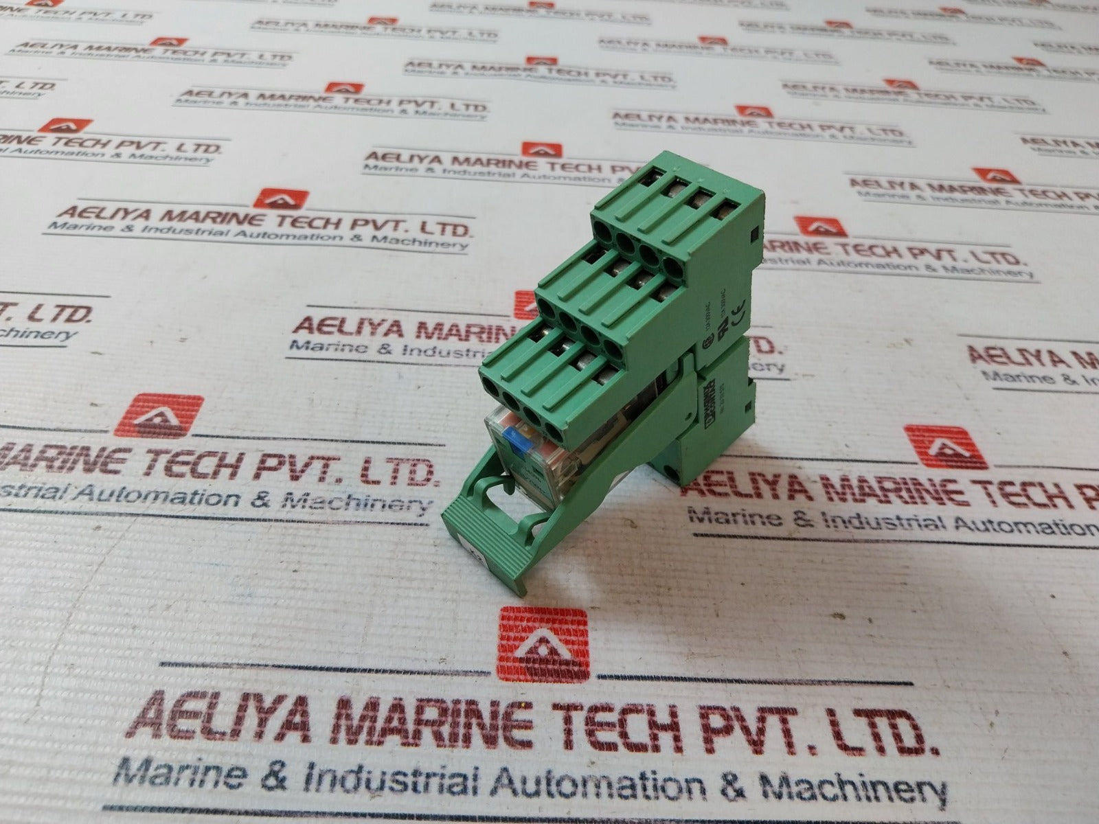 Phoenix Contact 28 33 576 Relay Socket 2834096 12A 300Vac