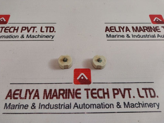 Lot Of 2X Siemens Diazed Fitting Screw 4A 500V