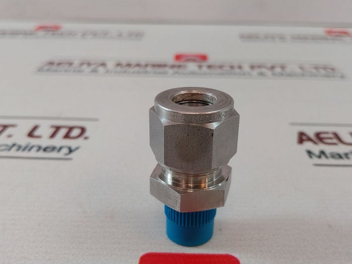 Lot Of 2X Swagelok Tuv A278/08 Tube Fitting