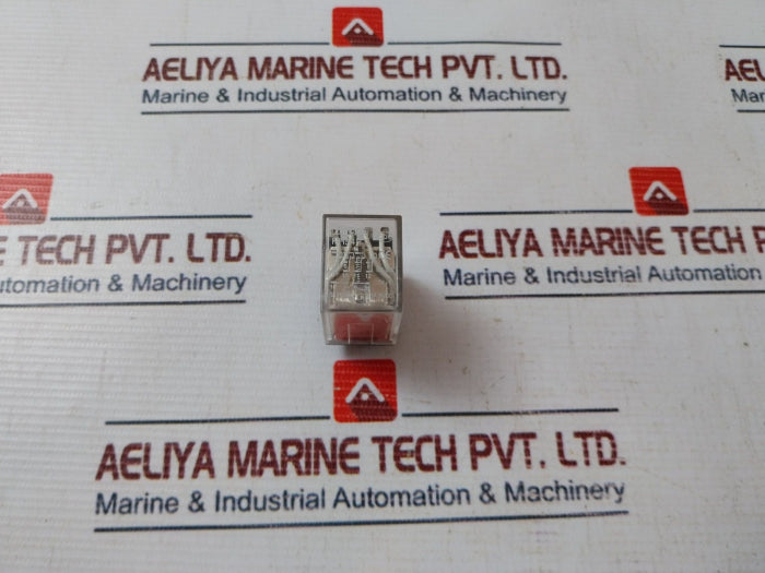 Lot of 2X TITCHA HH54P Relay IEC-255 5A 240VAC
