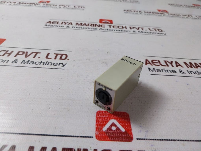 Lot Of 3X Omron H3Y-2- Timer 0-3 Min  24 VDC 5A
