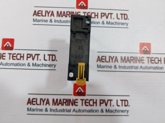 Lot Of 3X Omron My2 Relay With Base 10A 250Vac 30Vdc