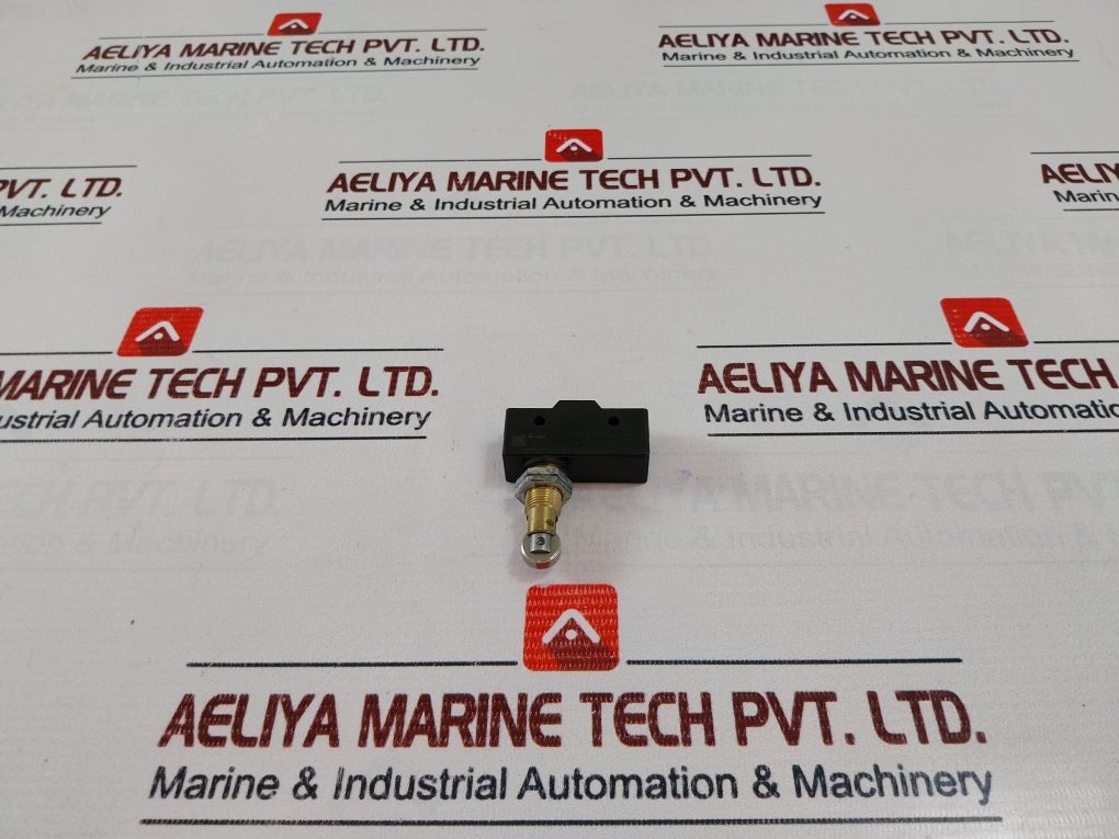 Lot Of 3X Omron Z-15Gq22-B Limit Switch 15A 250V