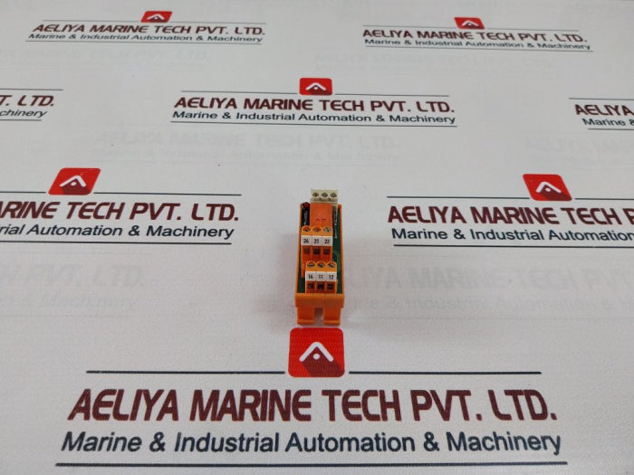 Lot of 4X Schrack / Weidmuller RT424024 Relay With Socket 10A / 250V AC