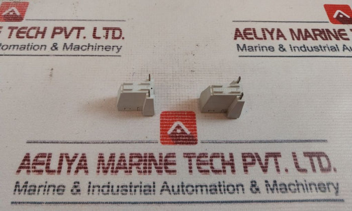 Lot Of 3X SIEMENS 3TX4490-3G Surge Suppressor Varistor 24V 70V