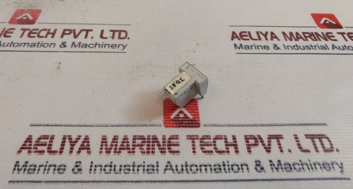 Lot Of 3X Siemens 3Tx4490-3G Varistor 24V