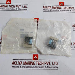 Lot Of 4X Omron G2R-2-snd (S)General Purpose Relay 066/Km277274