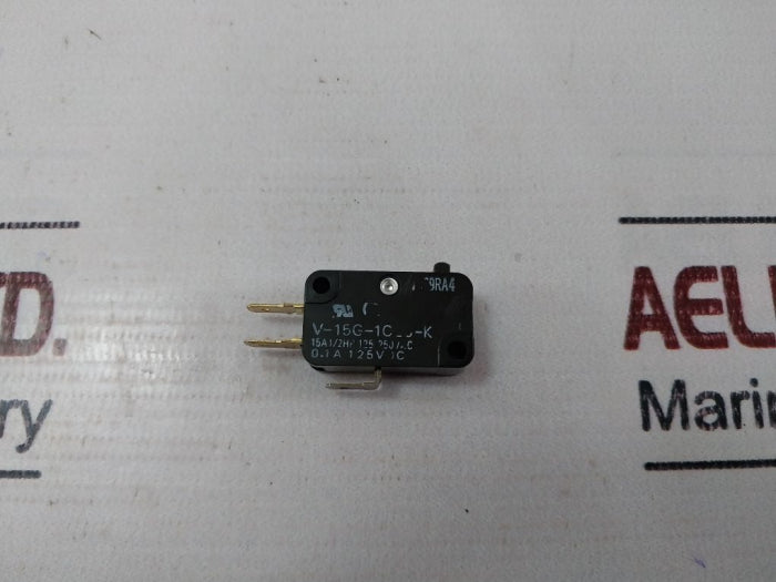 Lot of 4X Omron V-15g-1c25-k Limit Switch 15a