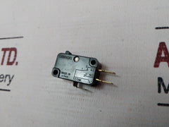 Lot of 4X Omron V-15g-1c25-k Limit Switch 15a