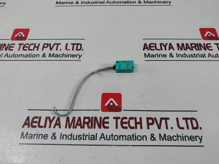 Lot Of 4X Pepperl+Fuchs Nbb3-V3-Z4 Inductiver Sensor