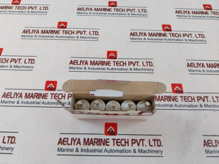 Lot Of 5X 4A 500V Fuse Links 500V Ac/Dc