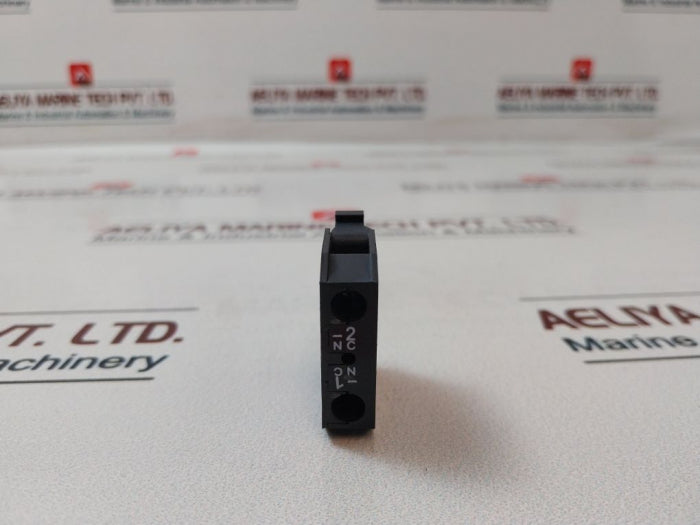 Lot of 5X Eaton E22B1 Contact Block 1NC 8C0750700001