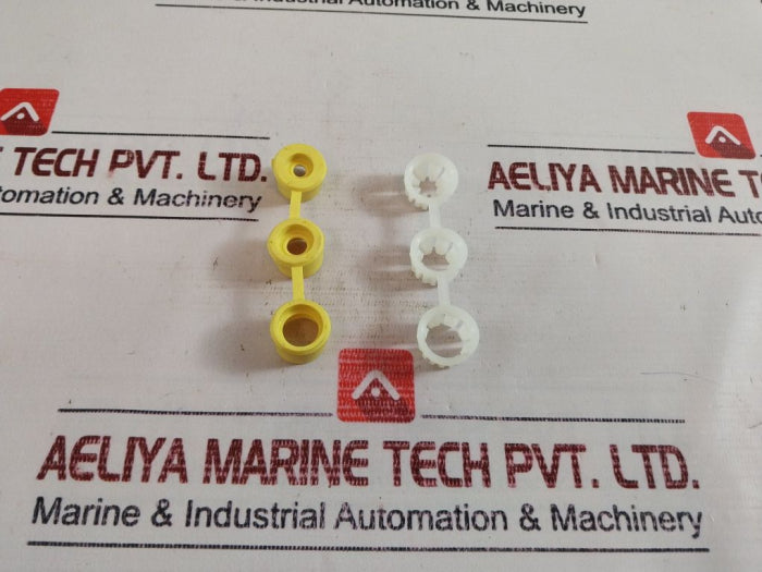 Leviton 163-14w47 Plug And Connector