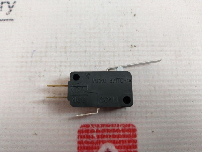 Lot Of 5X V7-1B17D8-122 Miniature Basic Micro Switch 4A 125 Vac