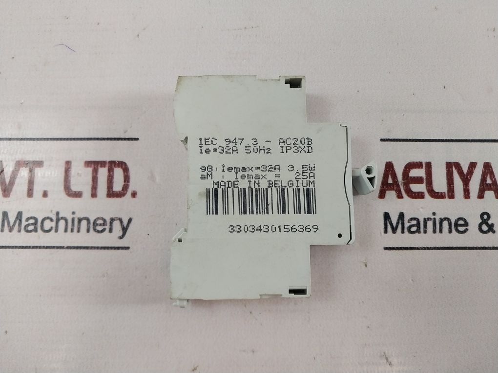 Lot Of 5X Schneider Electric 15636 Fuse Disconnector  32A 500V