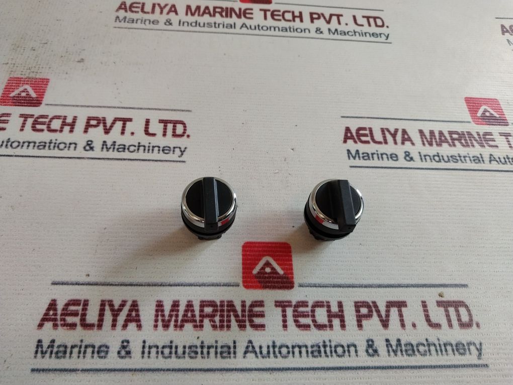 Lot of 3X Eaton A22-RWH3R Selector switch Actuator 3 Position
