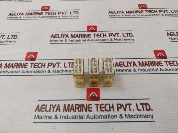 Lot Of 6X Idec Ry2S-U Relay 3A 240Vac