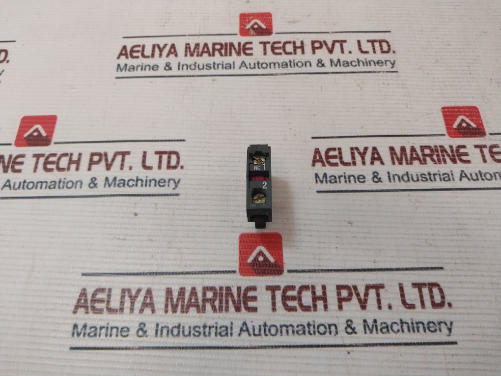 Lot of 6X TELEMECANIQUE ZBE-102 Contact Block Switch 240V 10A