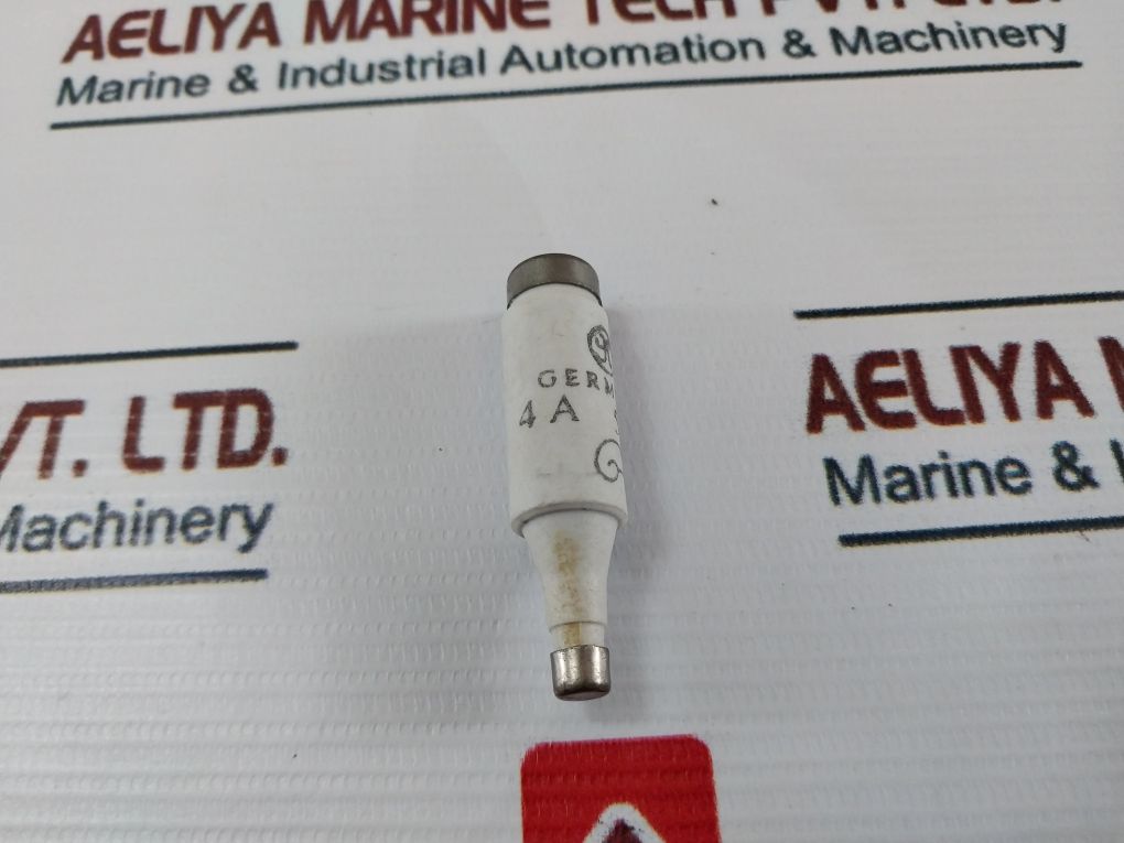 Lot of 9X 4a 500v Fuse