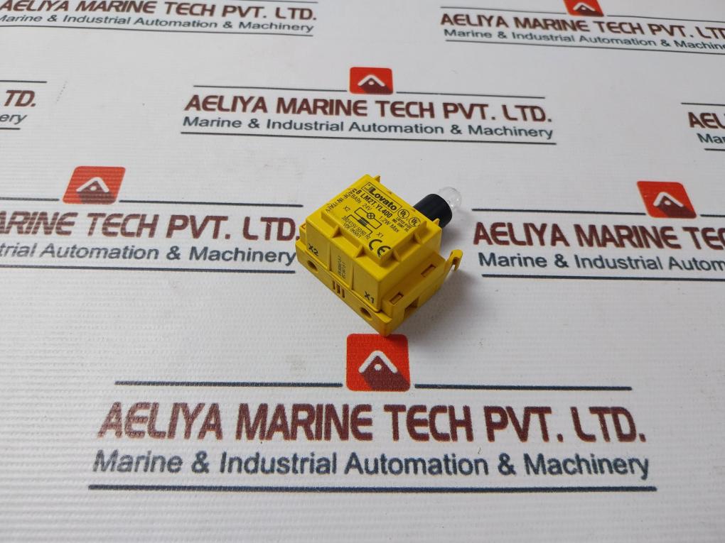 Lovato 8 Lm2T.Yl400 Lamp Holder 50/60Hz