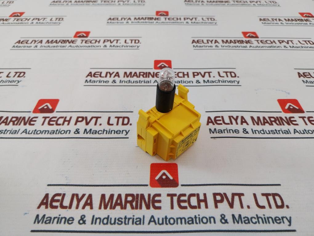 Lovato 8 Lm2T.Yl400 Lamp Holder With Transformer 380/415V 50/60 Hz