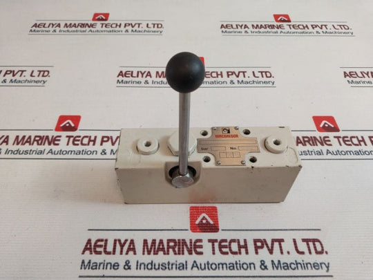 Macgregor 1Stb44110J7D Directional Control Valve