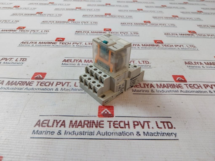 Magnecraft 70-784D14-1 Relay With Base 70-784D-1 20A 300V