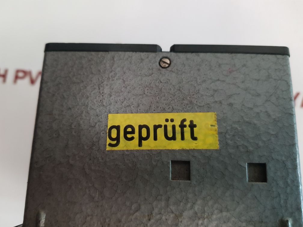 Man 20V/1000N-3Ph Meter