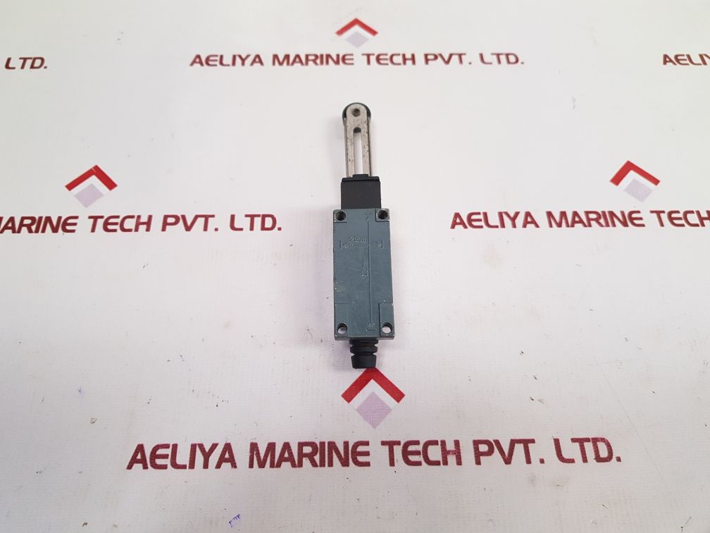 Me-8108 Mini Limit Switch 5a 250v.ac 0.4a 115v.dc