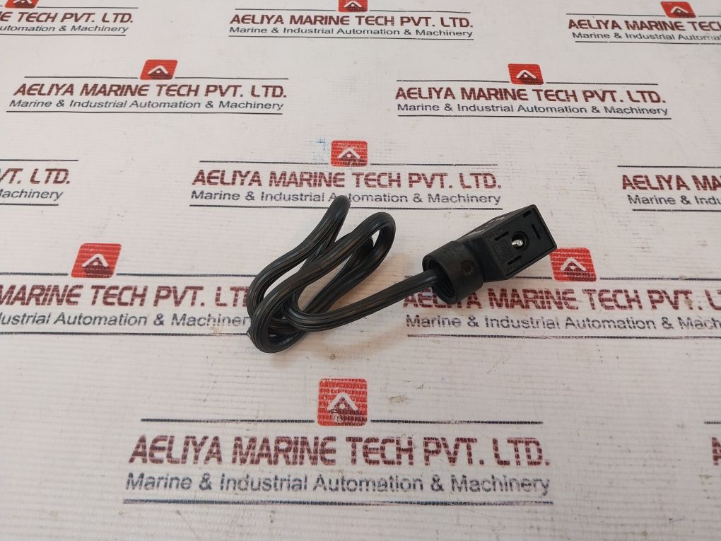 Mead PVD2 Socket Connector W/Cable For Coil 10A 250V