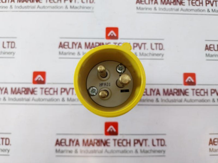 Mennekes 247Rg Industrial Power Plug Yellow Cable Mount 16A 100-130V