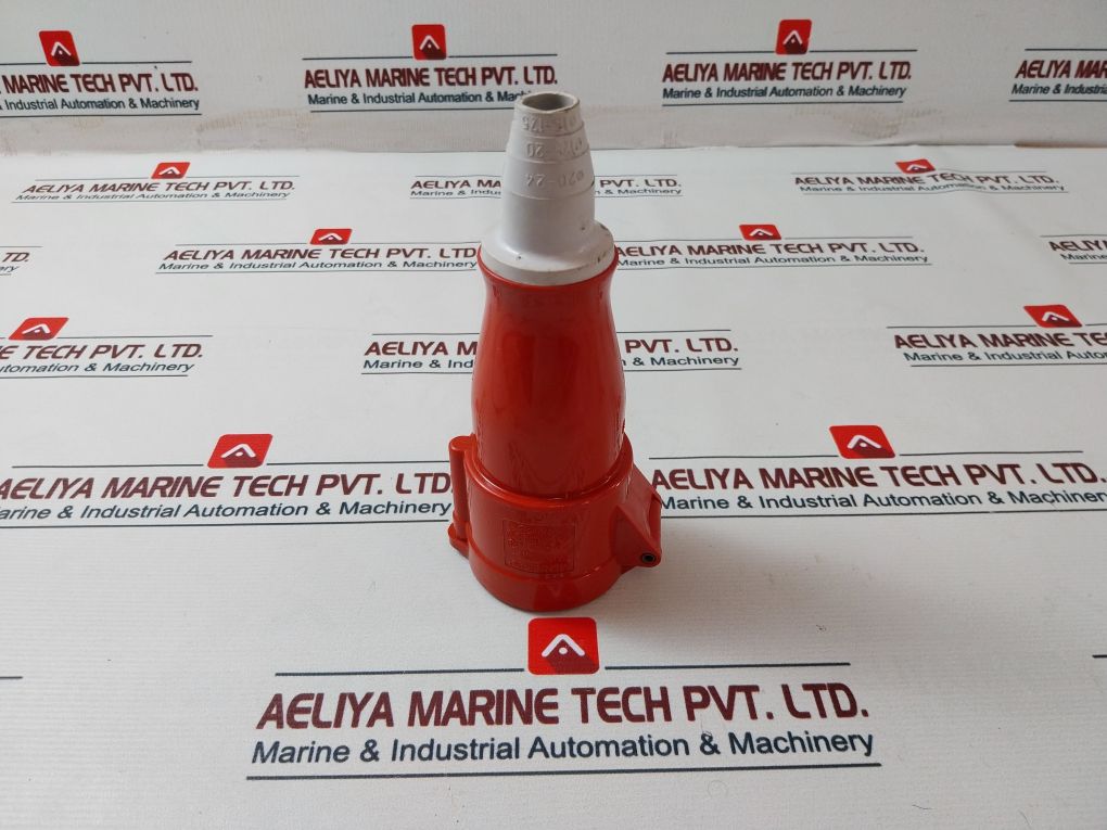 Mennekes 32A-6H Power Connector Plug 3P+N+