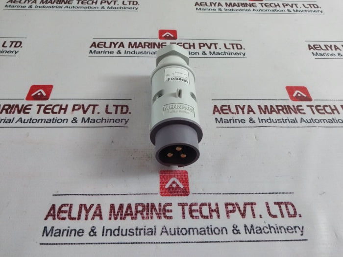 Mennekes 662Rs Purple Cable Mount 3P Industrial Power Plug 16A 20-25V