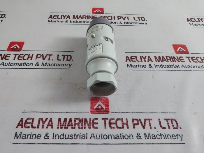 Mennekes 662Rs Purple Cable Mount 3P Industrial Power Plug 16A 20-25V