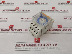Merlin Gerin 15365 Time Switch 230V 50-60Hz