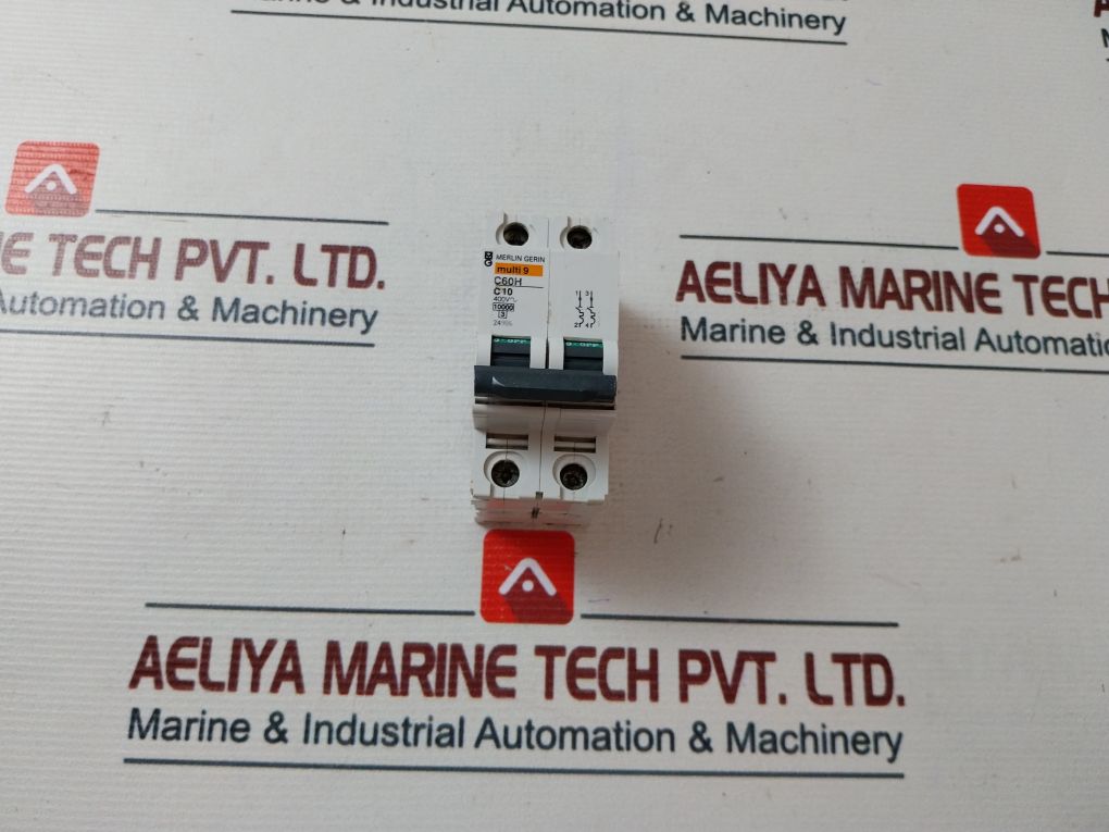 Merlin Gerin 24986 Multi 9 Circuit Breaker 400V