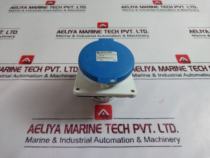 Merlin Gerin 32A-6H/200 Plug 250V