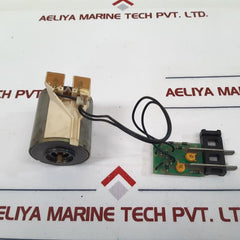 MERLIN GERIN 685 658 MX-A Shunt Trip XF-E Close Release Circuit Breaker 200/250V