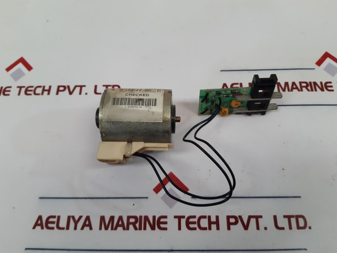 MERLIN GERIN 685 658 MX-A Shunt Trip XF-E Close Release Circuit Breaker 200/250V