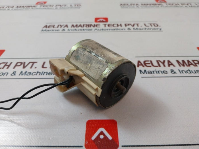 Merlin Gerin 685 658  Xf-e Closing Release Circuit Breaker