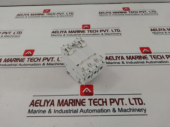 Merlin Gerin C60H C10 3-phase Circuit Breaker