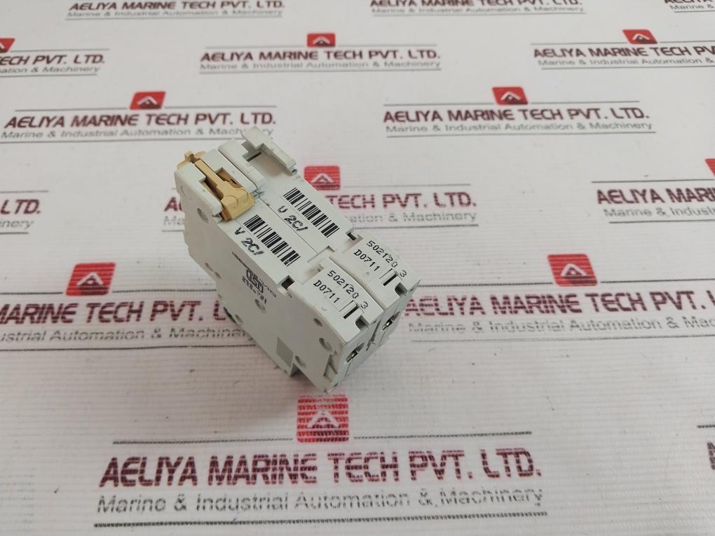 Merlin Gerin C60H C2 Circuit Breaker 415V~
